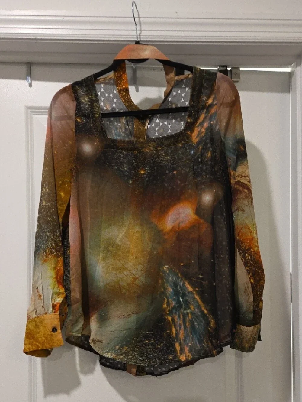 Anama Multicolor Sheer Printed Button-Up Blouse Size M! - Picture 2 of 10